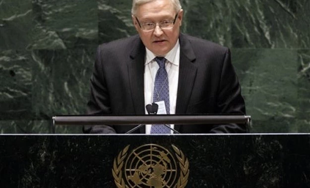 Η Ρωσία καλεί τις ΗΠΑ να μην αναμειγνύονται στις εσωτερικές υποθέσεις του Ιράν